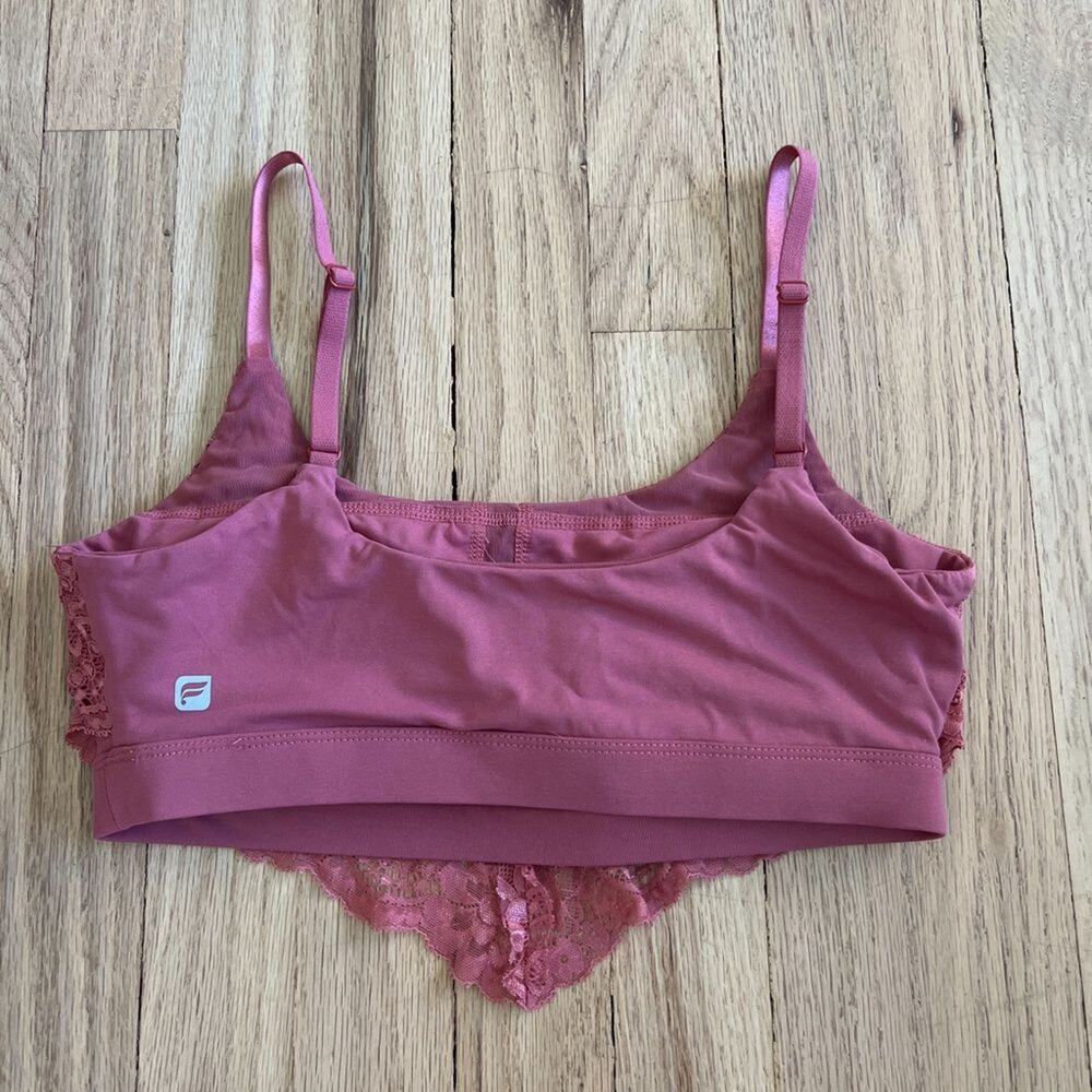 Fabletics Vicky Sports Bra size XS Terracotta Orange Lace Overlay Athleisure - Picture 4 of 6